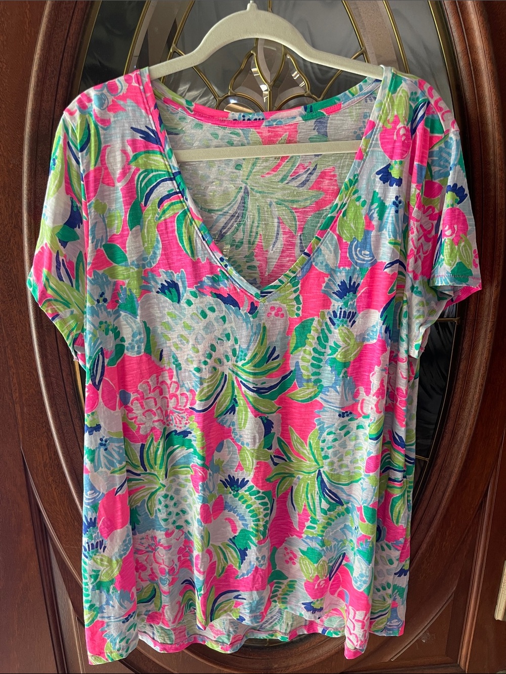Lilly Pulitzer XXL shirt.